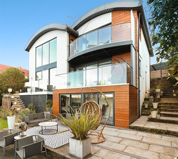 4 Bedroom Detached House For Sale In Heavens Lane, Redcliffe Bay, Portishead, BS20