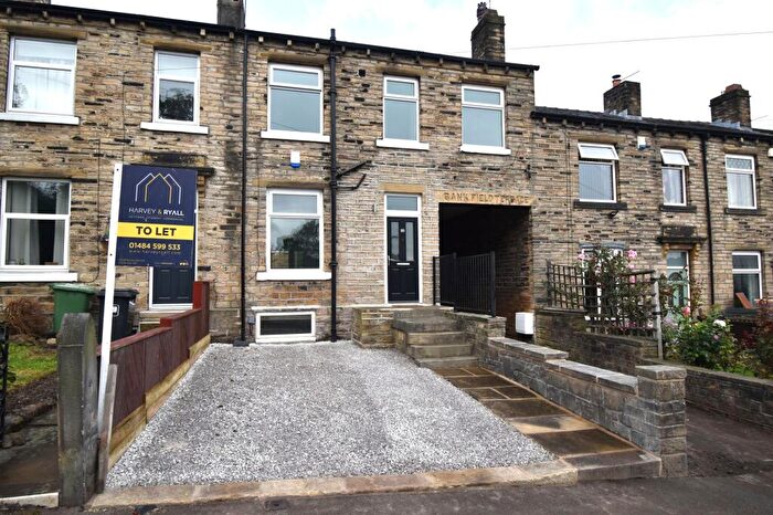 4 Bedroom Terraced House To Rent In Lowerhouses Lane, Huddersfield, HD5