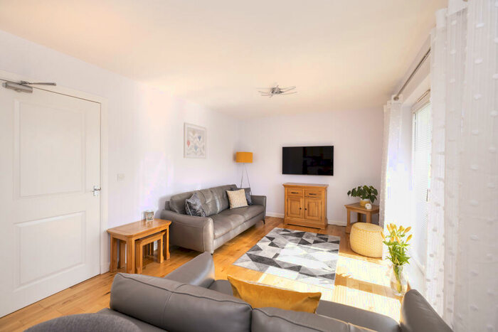 2 Bedroom Flat For Sale In F South Chesters Gardens, Bonnyrigg, EH19