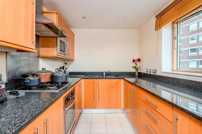 3 Bedroom Flat To Rent In Harrowby Street, London, W1H