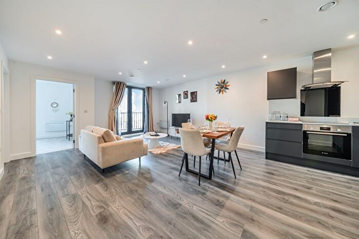 1 Bedroom Flat For Sale In Brunel Place, West Street, Maidenhead, SL6