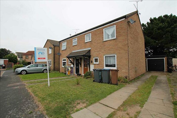 3 Bedroom House To Rent In Langstons, Trimley St. Mary, IP11