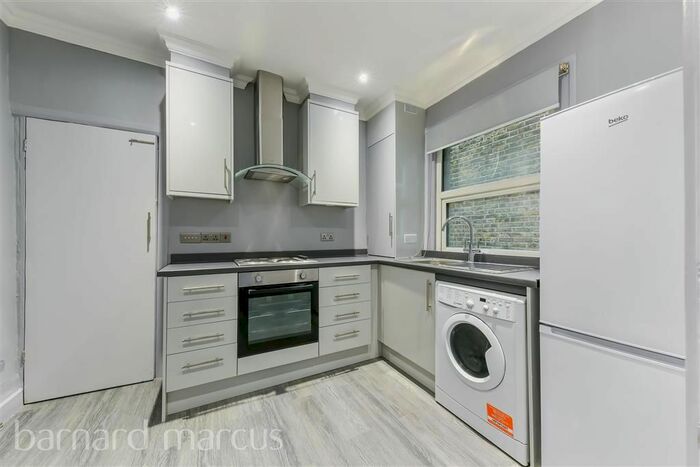 1 Bedroom Maisonette To Rent In Kellino Street, Tooting, SW17