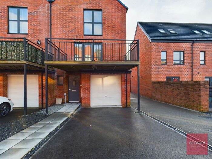 3 Bedroom Detached House To Rent In Langdon Road, Marina, Swansea, SA1