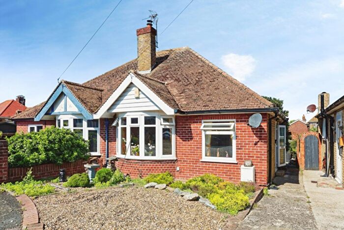 1 Bedroom Detached House For Sale In Mayforth Gardens, Kent, CT11