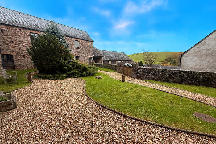 3 Bedroom Barn Conversion To Rent In Modbury, Devon, PL21