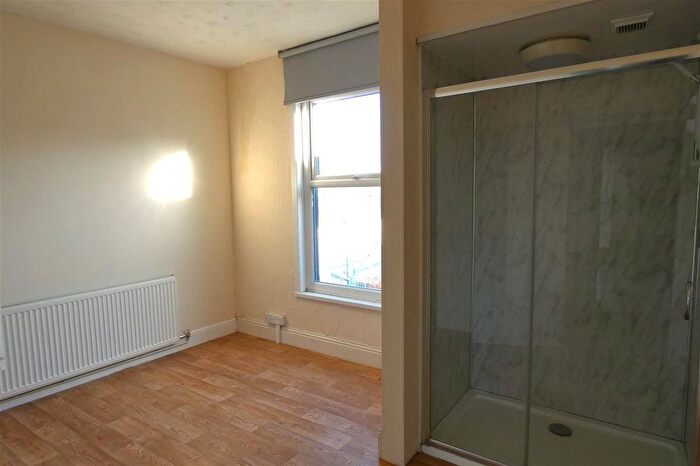 3 Bedroom End Of Terrace House For Sale In Belle Vue Terrace, Pembroke Dock, SA72