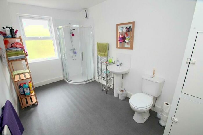 3 Bedroom Terraced House To Rent In Western Road, Leicester, LE3