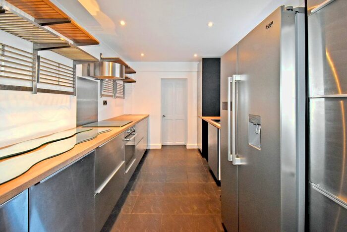 3 Bedroom Terraced House To Rent In Mortimer Road, Southampton, SO19