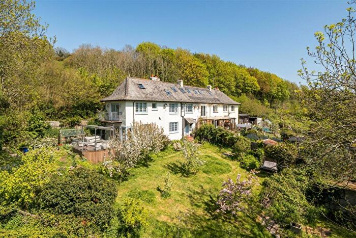 4 Bedroom Semi-Detached House For Sale In Ashcombe, Dawlish, EX7