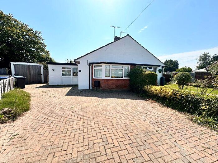 2 Bedroom Bungalow To Rent In Elizabeth Avenue, Bognor Regis, PO21