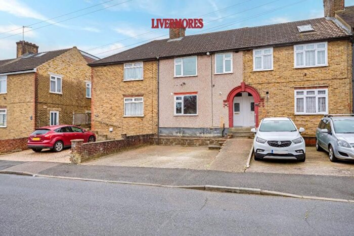 3 Bedroom Terraced House For Sale In Whitehill Road, Crayford, DA1