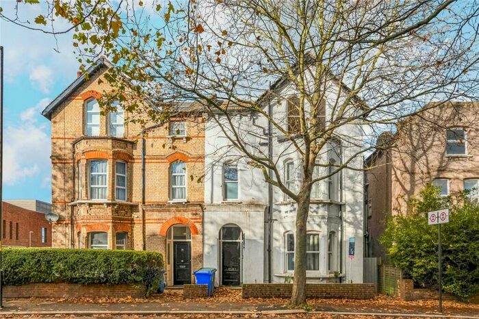 1 Bedroom Apartment To Rent In East Dulwich Grove, East Dulwich, London, SE22