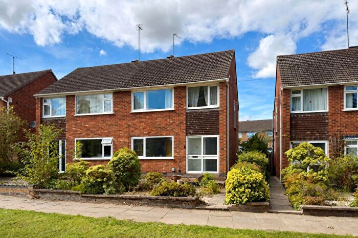 3 Bedroom Semi-Detached House For Sale In Alderminster Road, Mount Nod, CV5