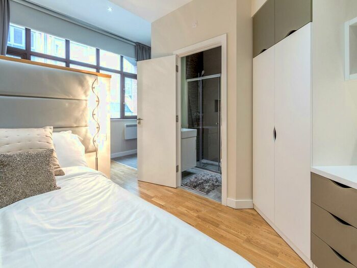 Apartment To Rent In Apt, Q Two Residence #, LS1