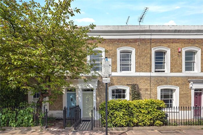 3 Bedroom Terraced House For Sale In Baring Street, London, N1