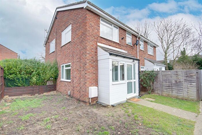 1 Bedroom Detached House To Rent In Ilex Road, St. Ives, PE27