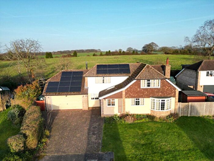 4 Bedroom Detached House For Sale In Hill House, North Waltham, RG25