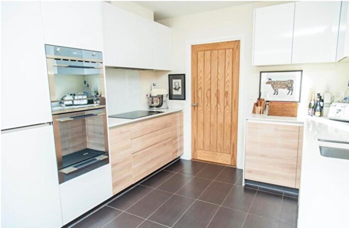 3 Bedroom Town House To Rent In Ashflower Drive Harold Wood Romford, RM3