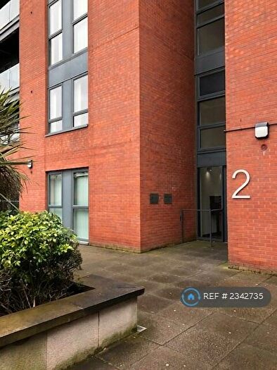 2 Bedroom Flat To Rent In Quebec Building, Salford, M3