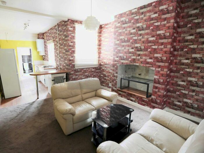 3 Bedroom Terraced House To Rent In Vaughan Street, Leicester, LE3