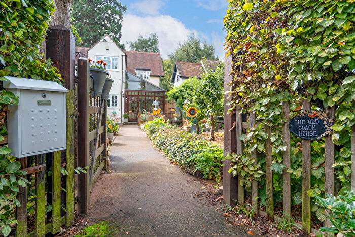 3 Bedroom Semi Detached House For Sale In Church Walk, Stourport-on-Severn, DY13