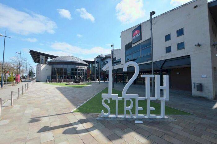 1 Bedroom Flat To Rent In Lower Twelfth Street, Milton Keynes, MK9