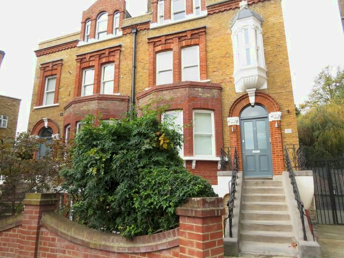 Houses to rent in East Dulwich, SE22, Greater London