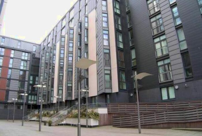 2 Bedroom Flat To Rent In Oswald Street, Glasgow, G1