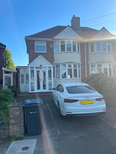 3 Bedroom Semi-Detached House To Rent In Sunnymead Road, Birmingham, B26