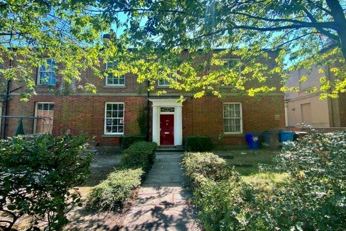 3 Bedroom Terraced House To Rent In Glossop Road, Sheffield, S10