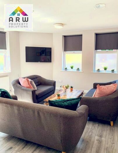 8 Bedroom Semi-Detached House To Rent In Cadogan Street, Liverpool, Merseyside, L15