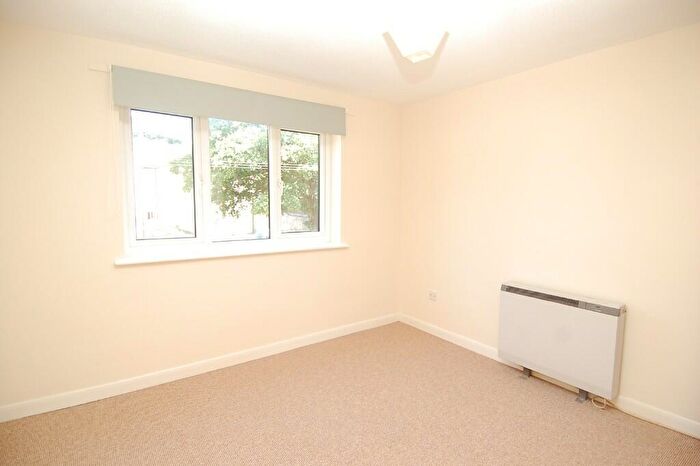 1 Bedroom Flat For Sale In Weymouth Court, Walcot, Bath, BA1