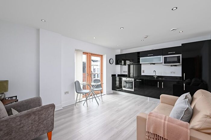 2 Bedroom Flat For Sale In Cordwainers Court, Hungate, York, YO1