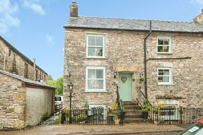 4 Bedroom Town House For Sale In Beech View Orton, Penrith, CA10