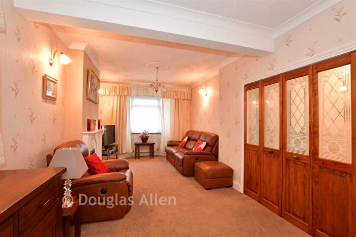 2 Bedroom Semi-Detached Bungalow For Sale In Woodfield Way, Hornchurch, Essex, RM12