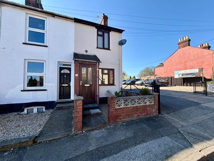 3 Bedroom End Of Terrace House For Sale In Waveney Road, Ipswich, IP1