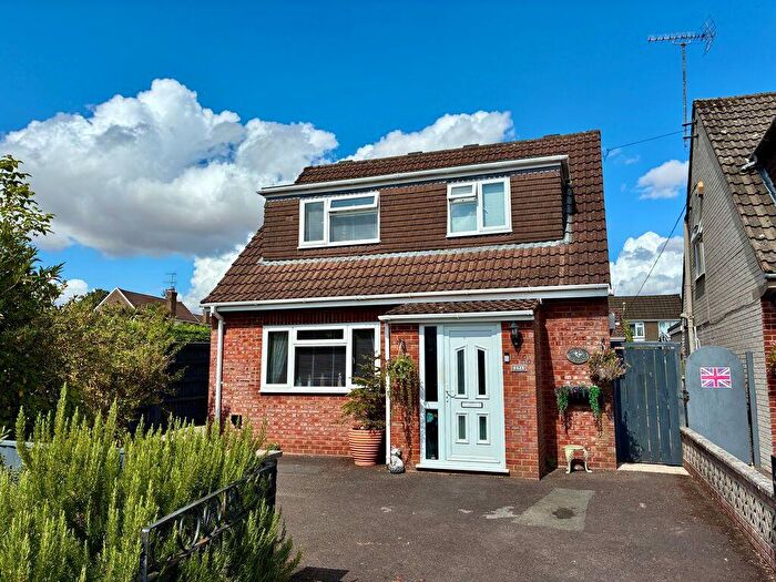 3 Bedroom Detached House For Sale In St. Johns Road, Warminster, BA12