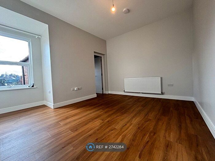 1 Bedroom Flat To Rent In East Reach, Taunton, TA1