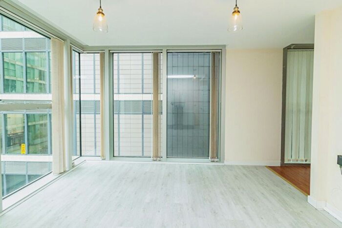 1 Bedroom Flat For Sale In Brooklyn House, Rillaton Walk, Milton Keynes, MK9