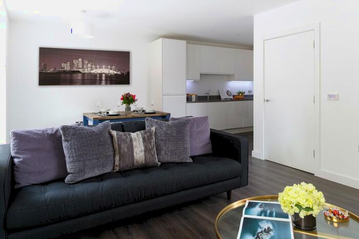 2 Bedroom Apartment To Rent In Batavia Road, London, SE14