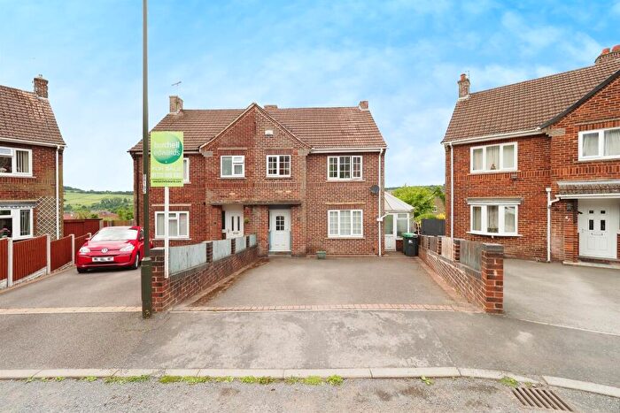 3 Bedroom Semi-Detached House For Sale In Acorn Drive, Belper, DE56