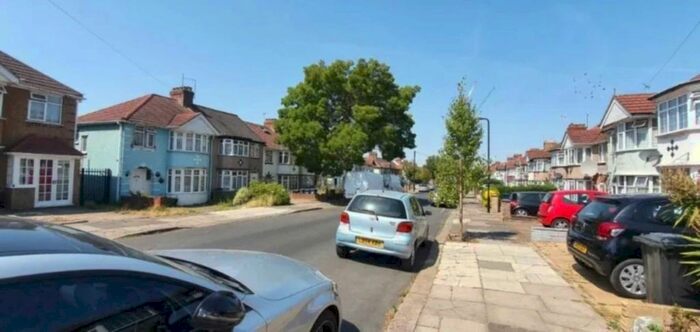 1 Bedroom Studio To Rent In Rydal Crescent, Perivale, UB6