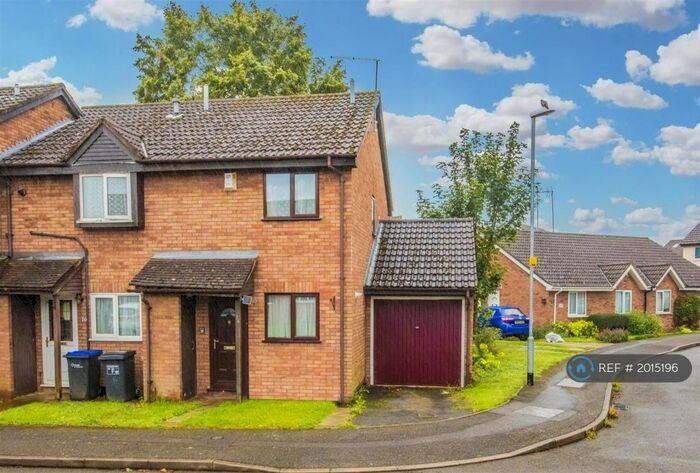 2 Bedroom End Of Terrace House To Rent In Prestwold Way, Northampton, NN3