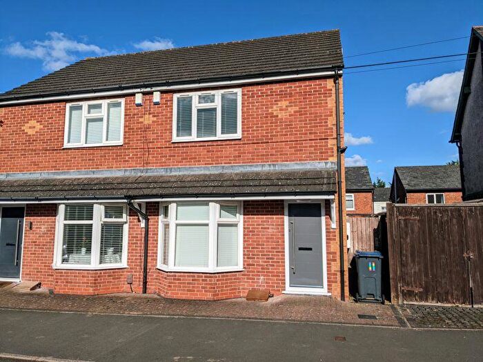 2 Bedroom Semi-Detached House To Rent In Alexandra Road, Stirchley, Birmingham, B30