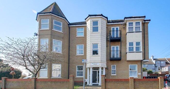 2 Bedroom Flat For Sale In Flat Millennium Court, Marine Parade West, Clacton-on-Sea, Essex, CO15