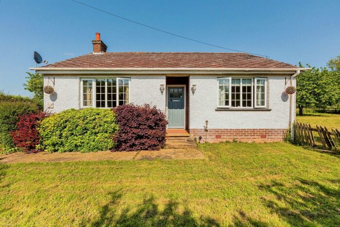 2 Bedroom Detached Bungalow For Sale In How End Road, Houghton Conquest, Bedford, MK45