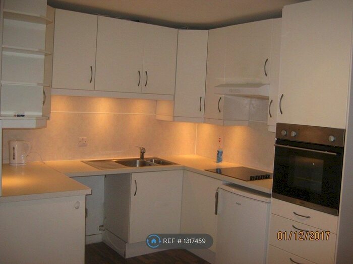 1 Bedroom Flat To Rent In Cathedral Court, Elgin IV30