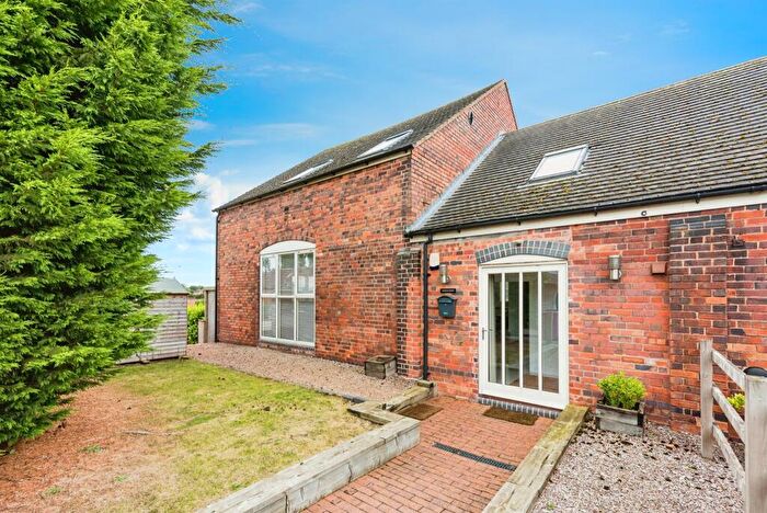 4 Bedroom Barn Conversion To Rent In Ashby Road, Tamworth, B79