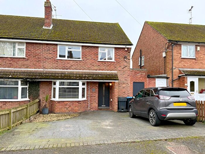 3 Bedroom Semi-Detached House For Sale In Kilby Road, Fleckney, Leics., LE8